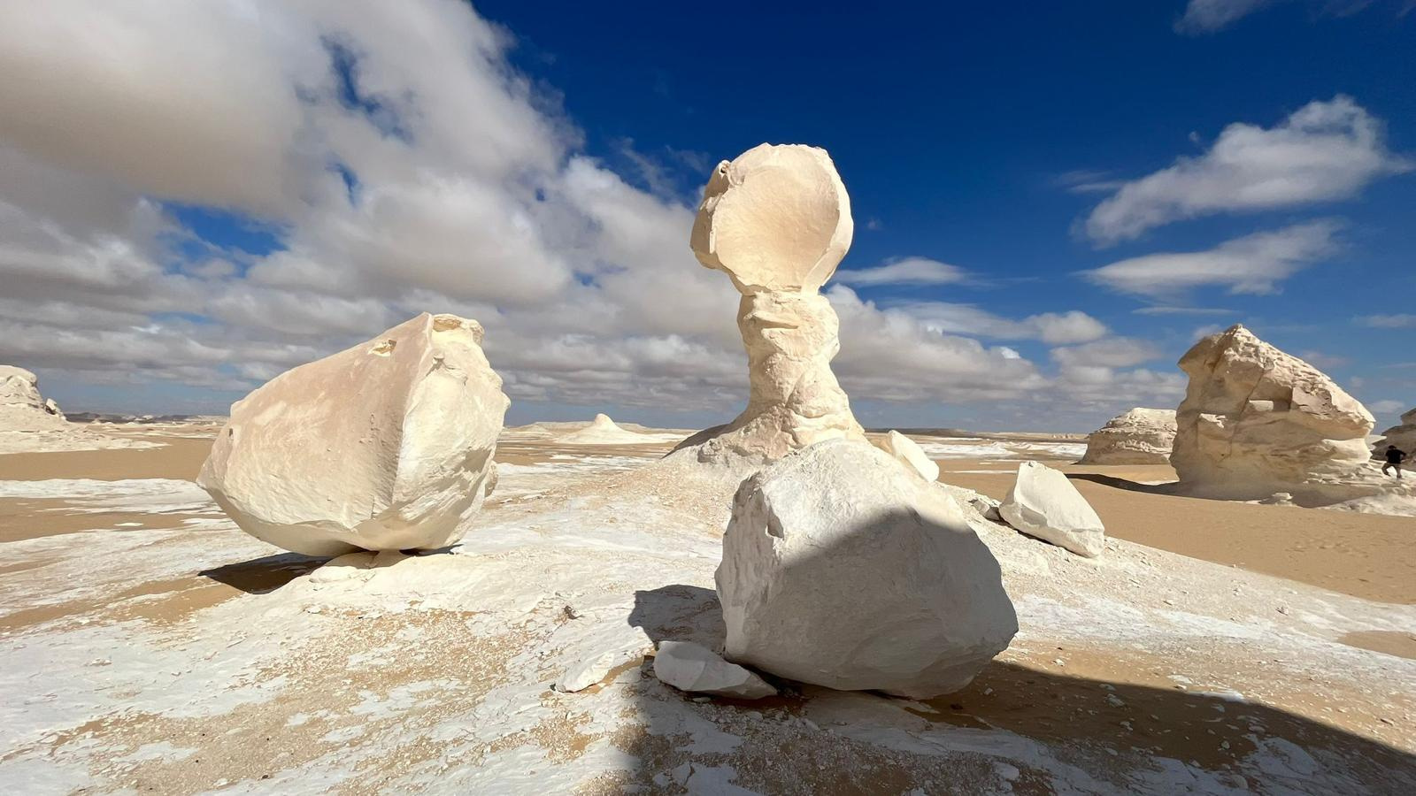 3 Day trip to the white desert and Djara Cave from Cairo — photo 4