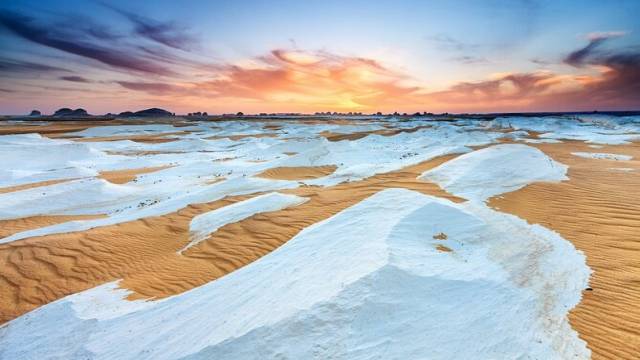 4 days tour to the white desert with Djara Cave and Bahariya oasis from Cairo — photo 6