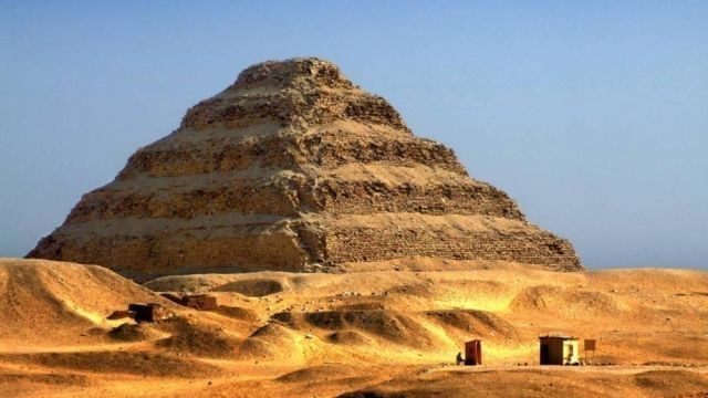 Cairo Day Tour to Memphis Sakkara and Dahshur Pyramids — photo 4