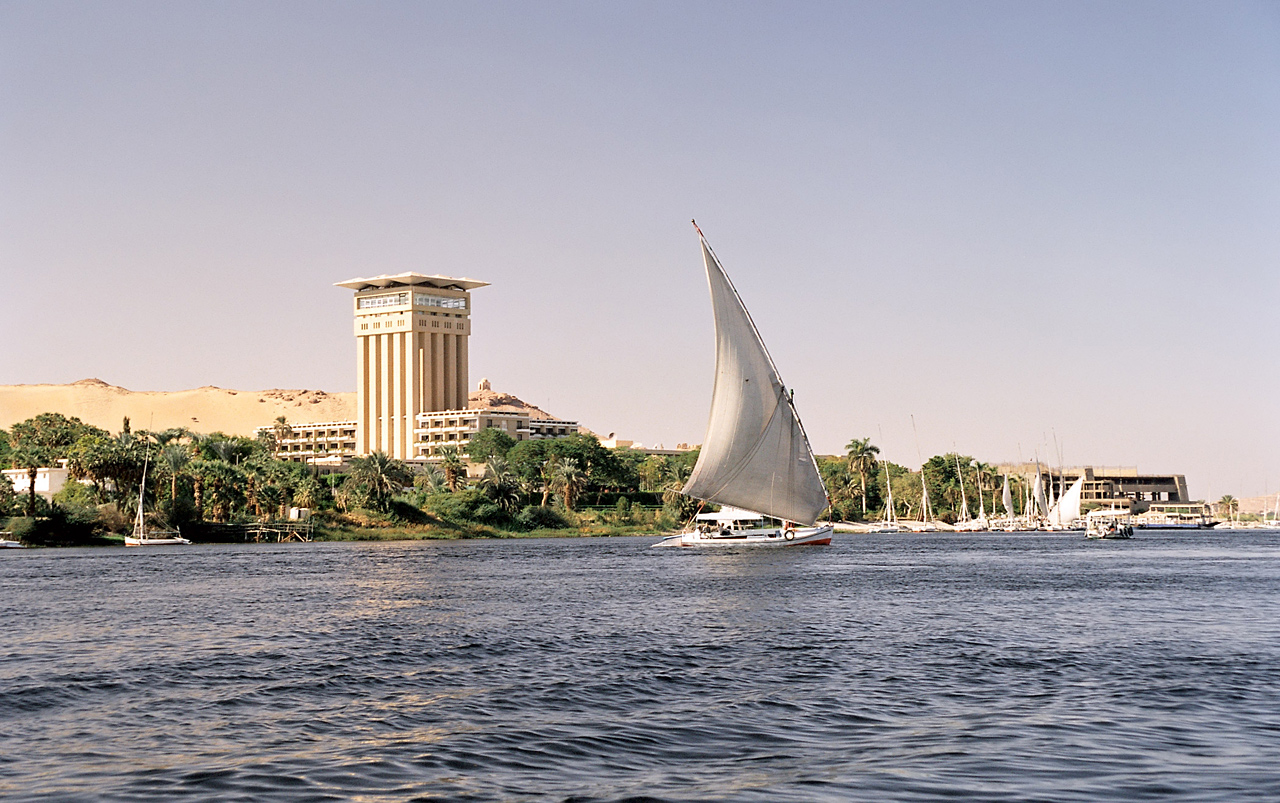Private transfer from Cairo hotel to Dahab hotel