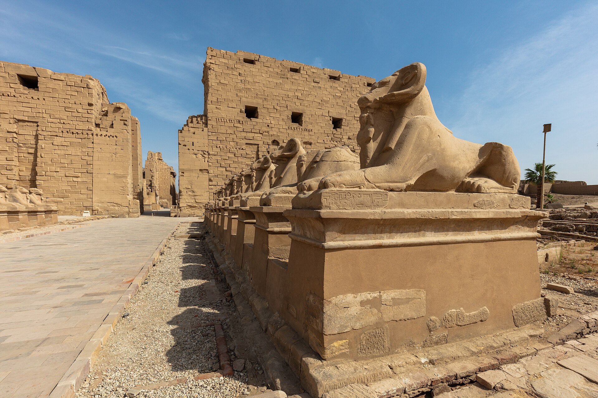 Transfer from Hurghada to Luxor Airport