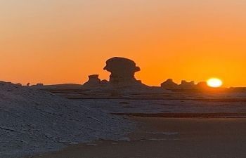 Two days tour to Bahariya Oasis and white desert from Alexandria — photo 3